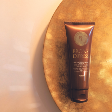 Tinted Self-Tanning Gel, face