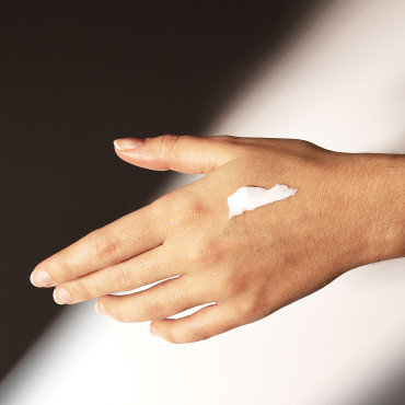 fluide matifiant anti-âge réducteur de pores